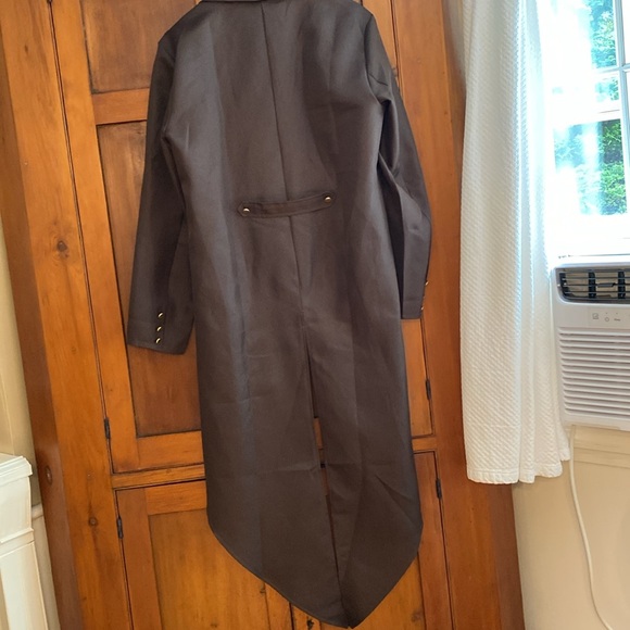 Halloween anyone? Brown long jacket with tails. Size S mens - Picture 6 of 7